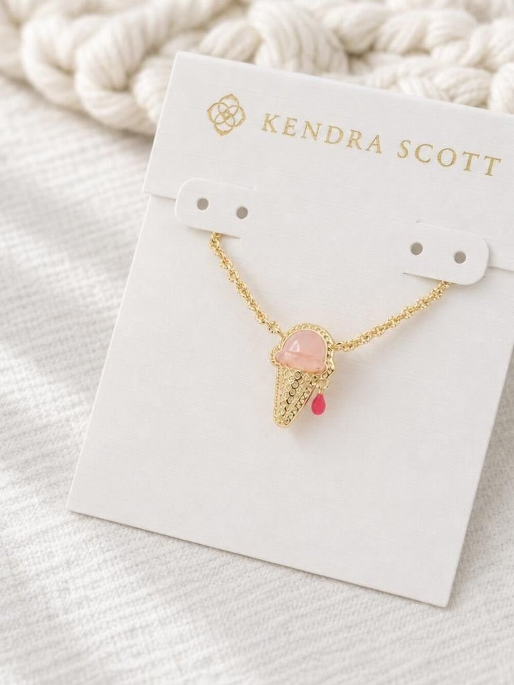 Kendra Scott Ice Cream Gold Short Pendant Necklace